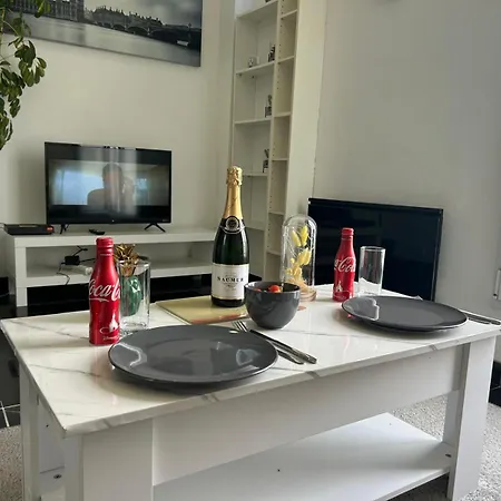 Villejuif Studio * Villejuif
