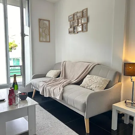 Villejuif Studio